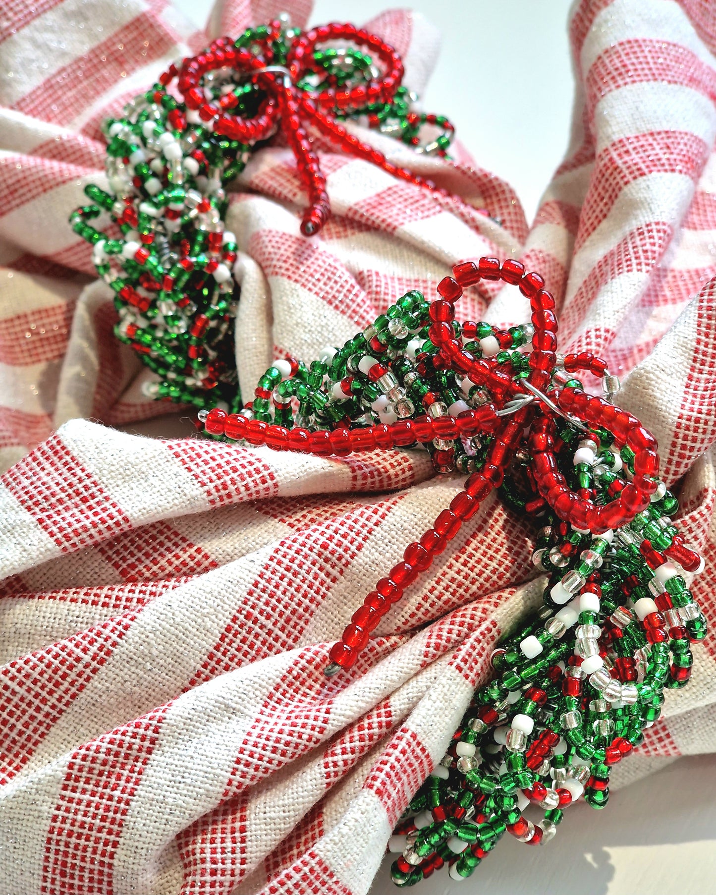 Green & White Beaded Napkin Ring